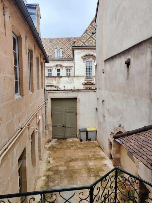 La Chouette Des Ducs, Appartement En Hypercentre Dijon Buitenkant foto