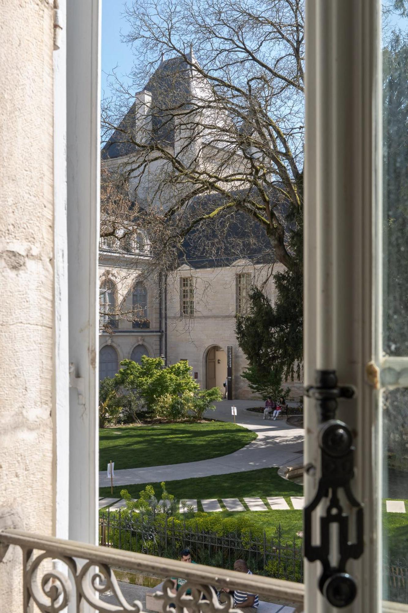 La Chouette Des Ducs, Appartement En Hypercentre Dijon Buitenkant foto